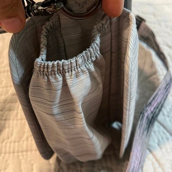 Lug Gray Quilted Flapper Convertible Waist Crossbody Bag Purse Travel Versatile - Picture 8 of 10